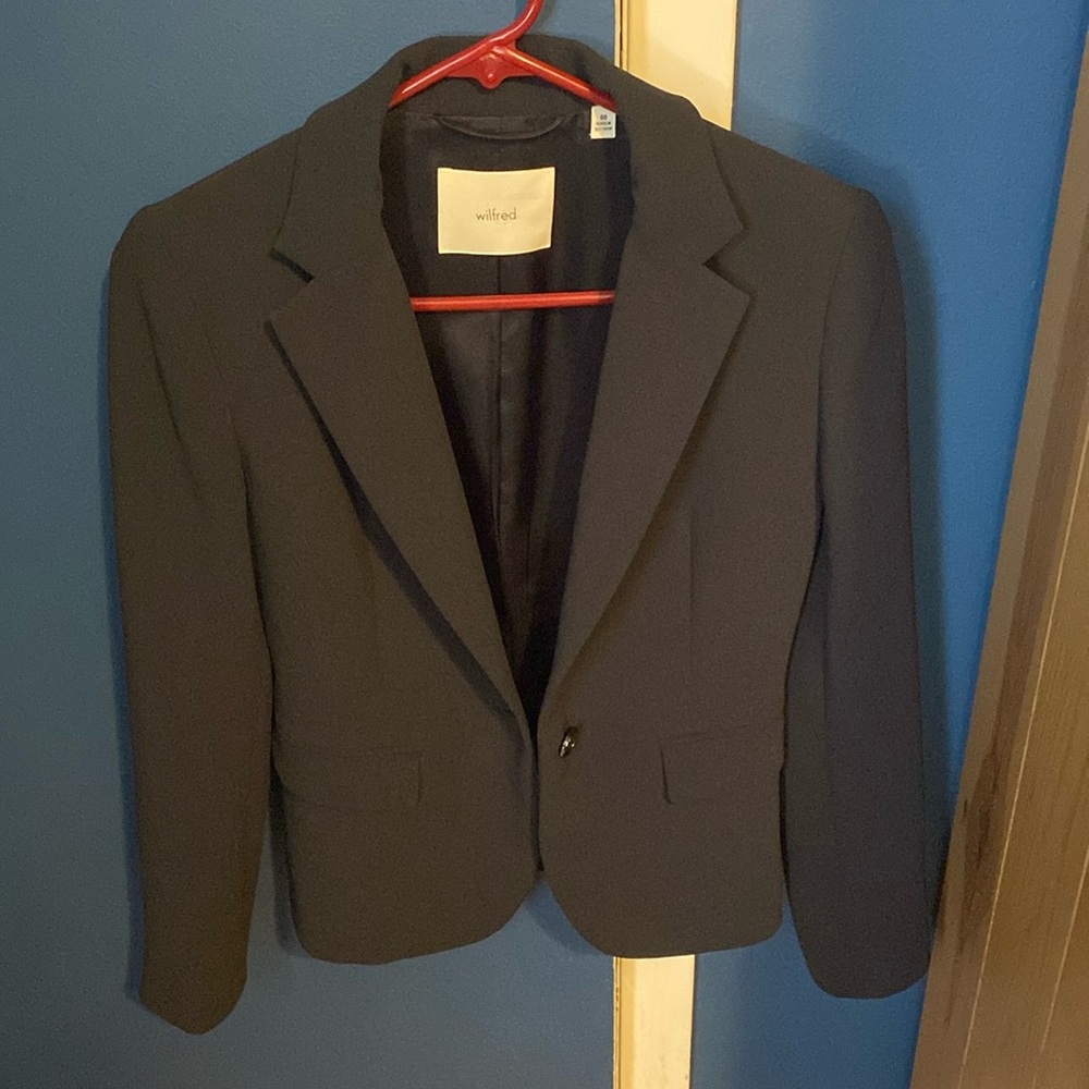 Aritzia Wilfred blue blazer